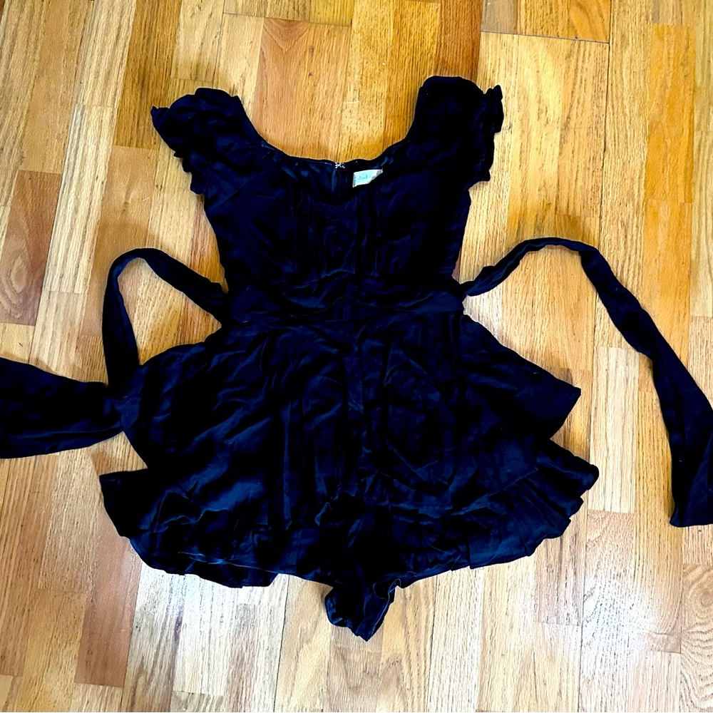 Altar’d State Black Ruffled Ivii Double Layered Romper size Small - Picture 2 of 5